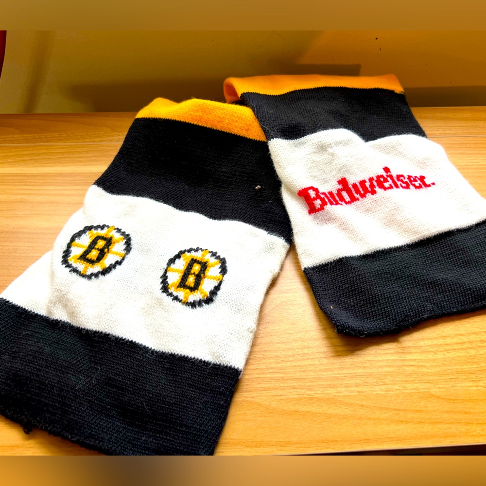 Boston Bruins Budweiser Scarf Promotional Item Black & Yellow